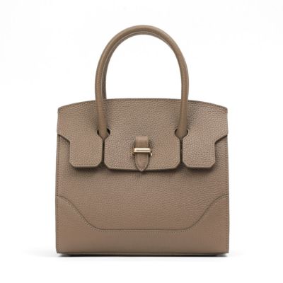 ボストンバッグ（グレージュの正面）