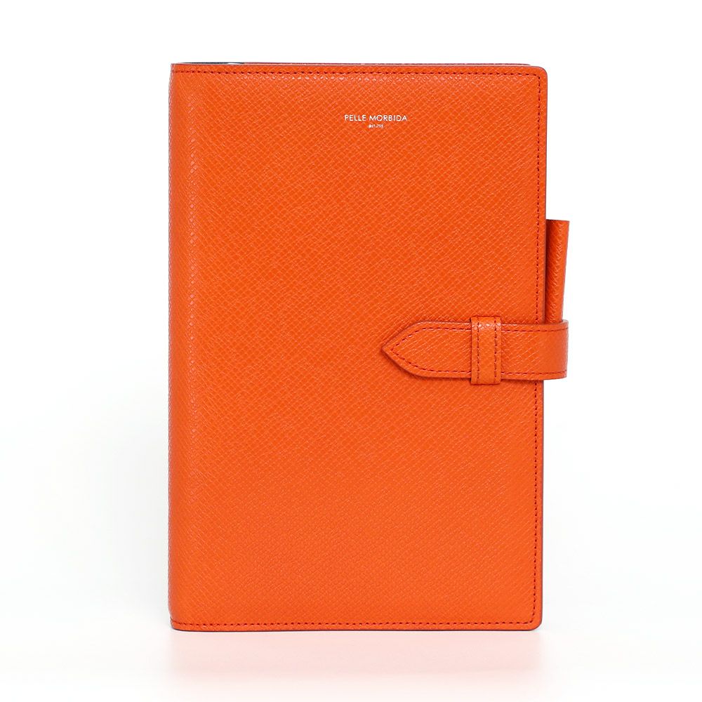 手帳の正面（オレンジ）