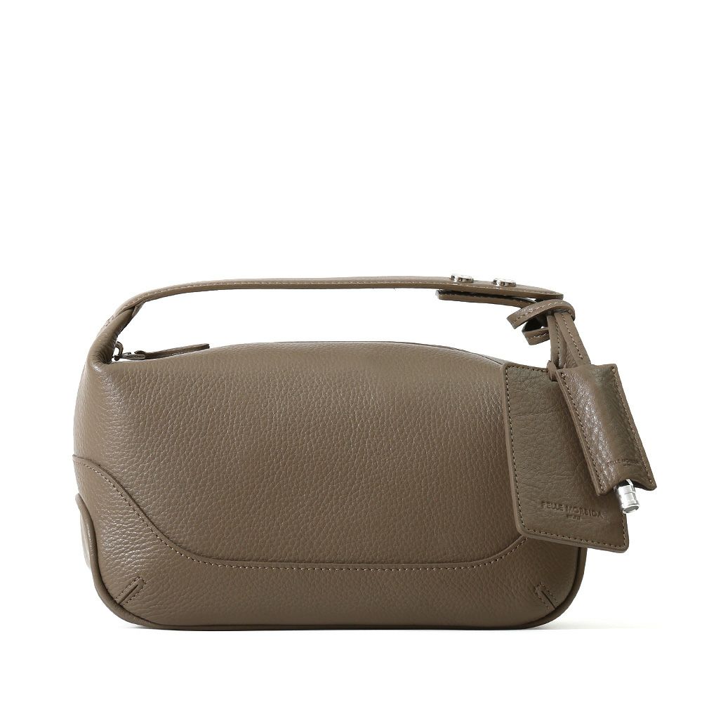 ハンドルバッグの正面（ネイビー）