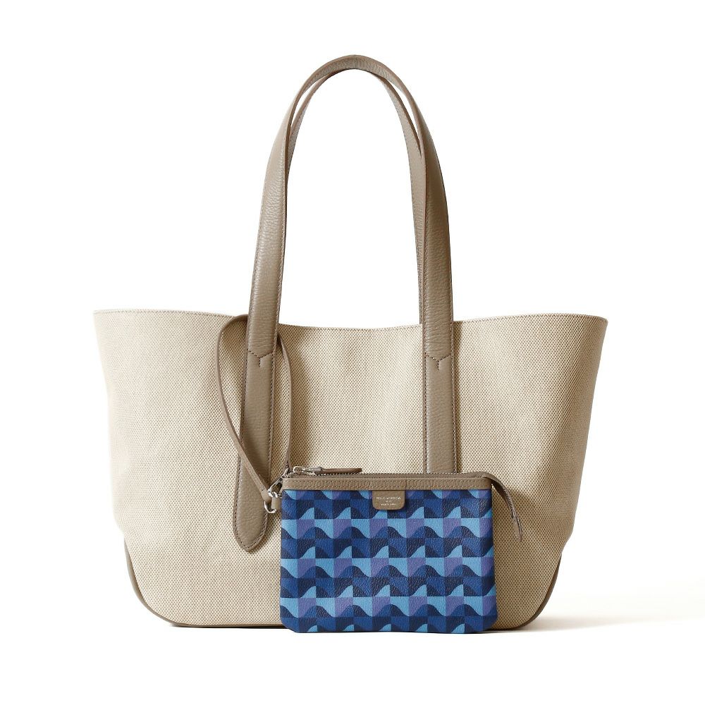 トートバッグの正面（グレージュ）