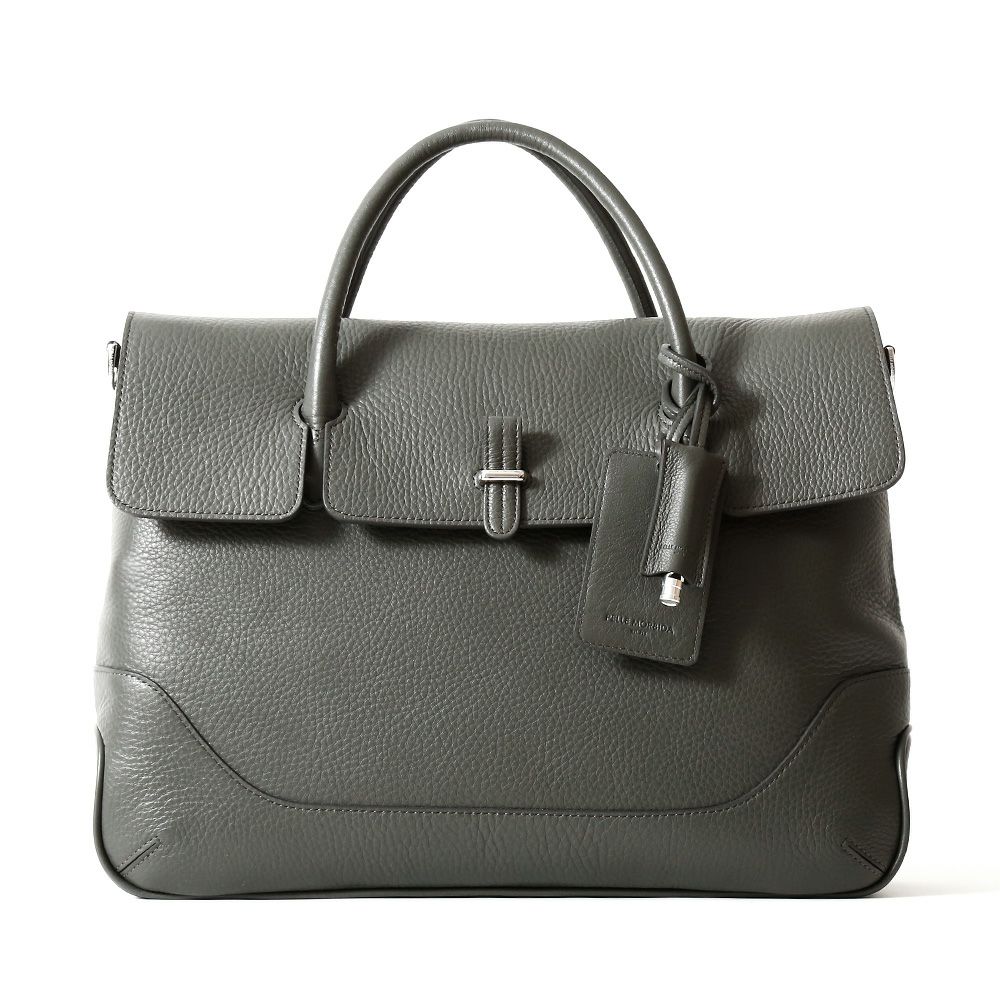 フラップトートバッグの正面（チャコールグレー）