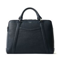 ブリーフバッグの正面（ネイビー）