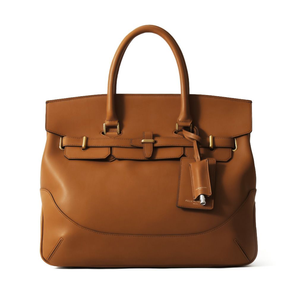 ボストンバッグの正面（ブラウン）