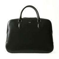 ブリーフバッグの正面（ブラック）