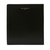 コンパクトウォレットの正面（ブラック）